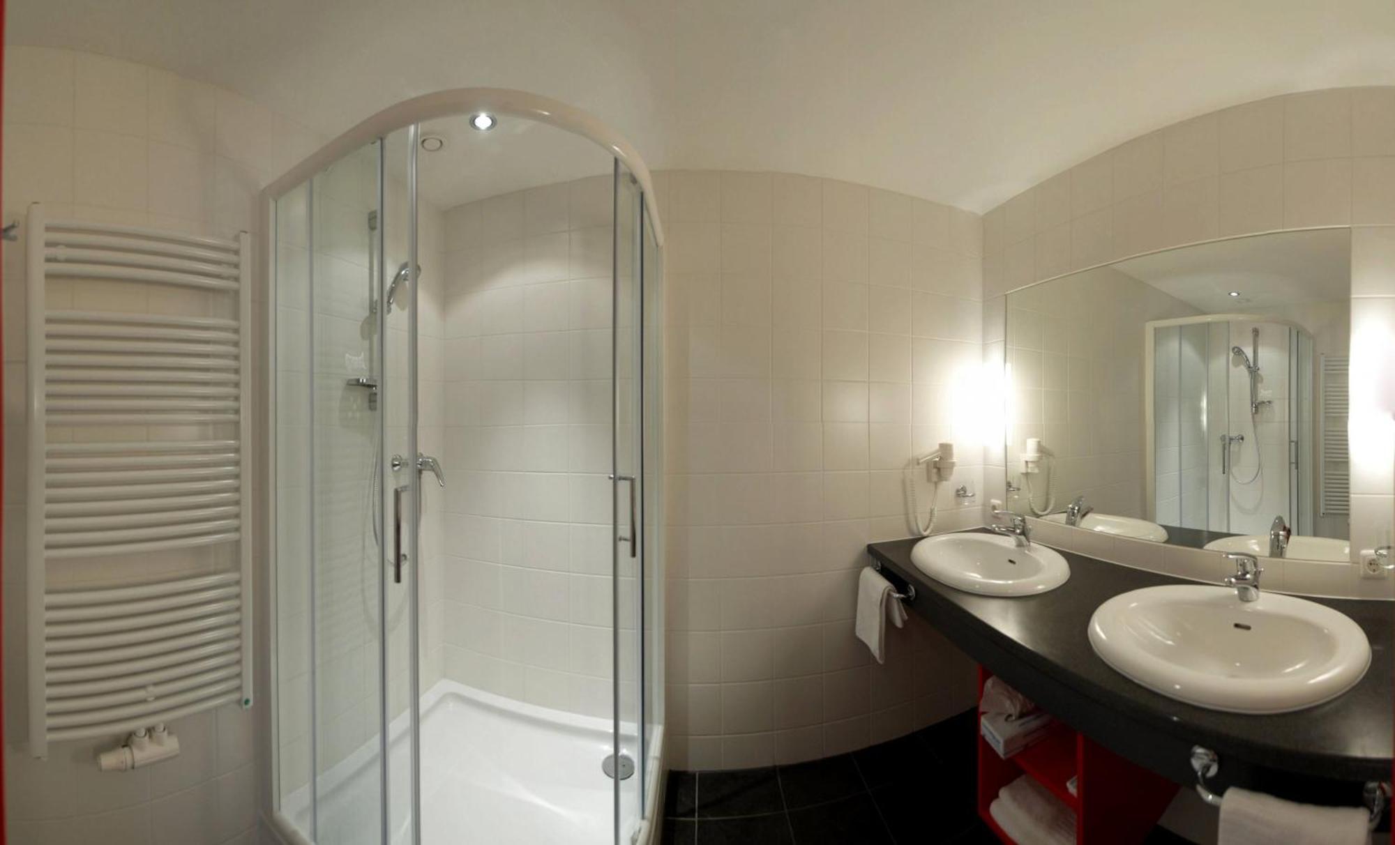 Hotel Zum Kirchenwirt Mariazell Ngoại thất bức ảnh