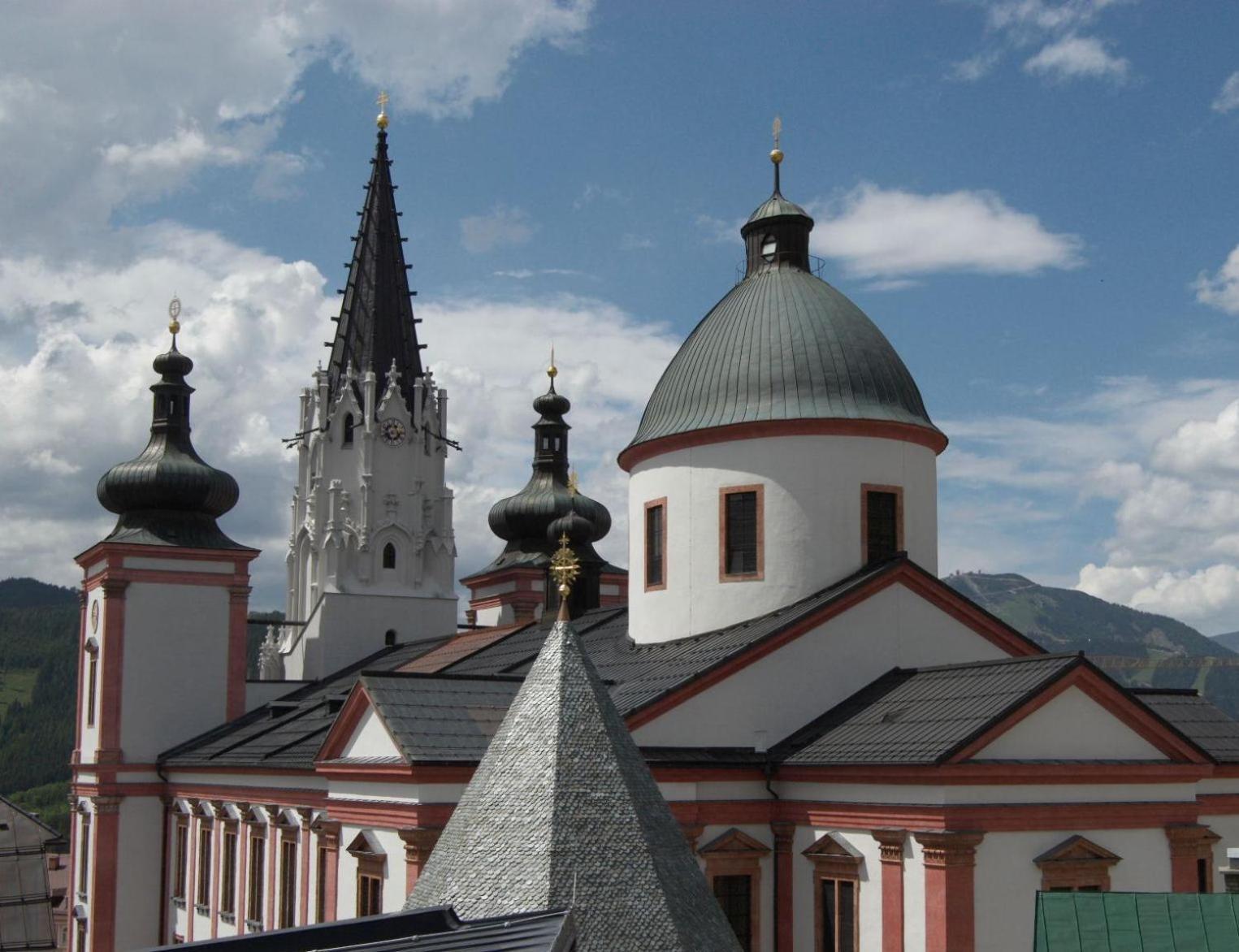 Hotel Zum Kirchenwirt Mariazell Ngoại thất bức ảnh