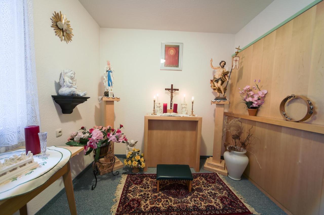 Hotel Zum Kirchenwirt Mariazell Ngoại thất bức ảnh